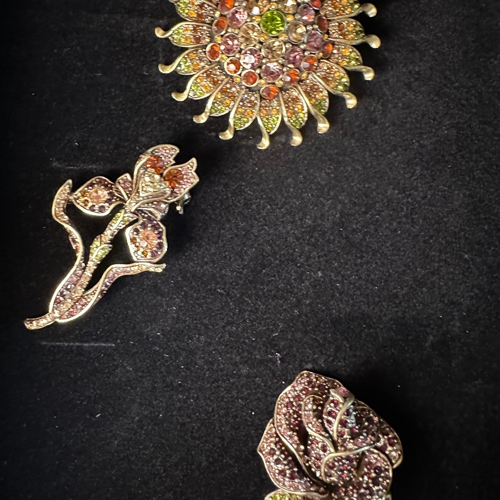 Heidi Daus Jewelry 3-pin collectors set Volume 1 Flowers